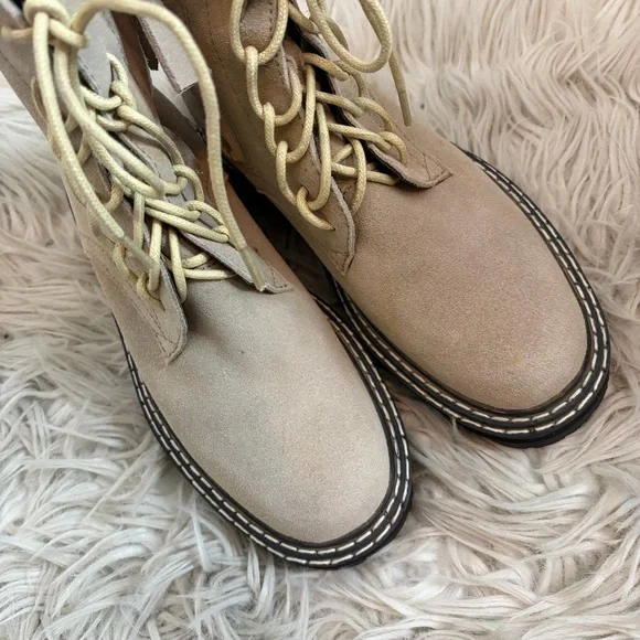 Proenza Schoulder Jordyn Lug Sole Cream Suede Leather Lace Up Boots - Picture 4 of 9